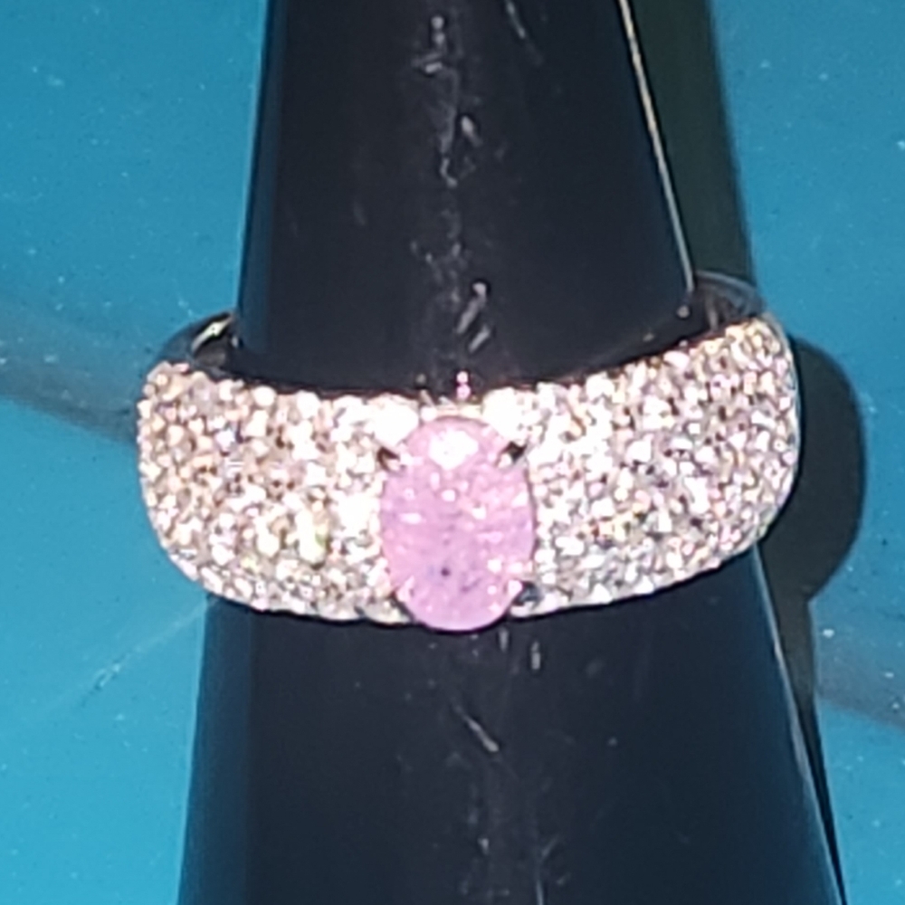 Bomb Party Ring size 8 Solid Sterling Silver NWT no bag Pink stone w/ Cubic zirc